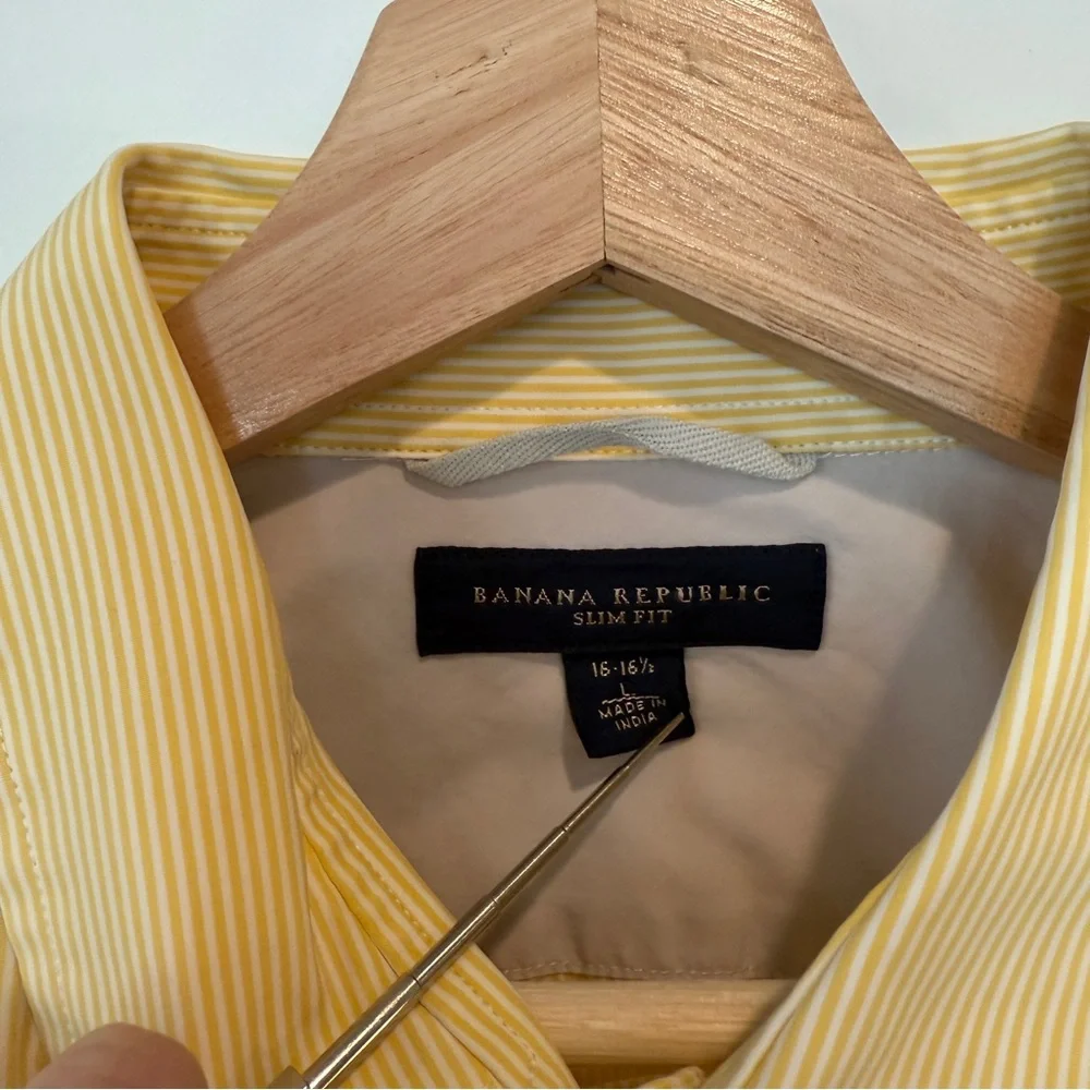 Banana Republic Slim Fit Yellow Pinstripe Dress Shirt – Size 16-16.5 L